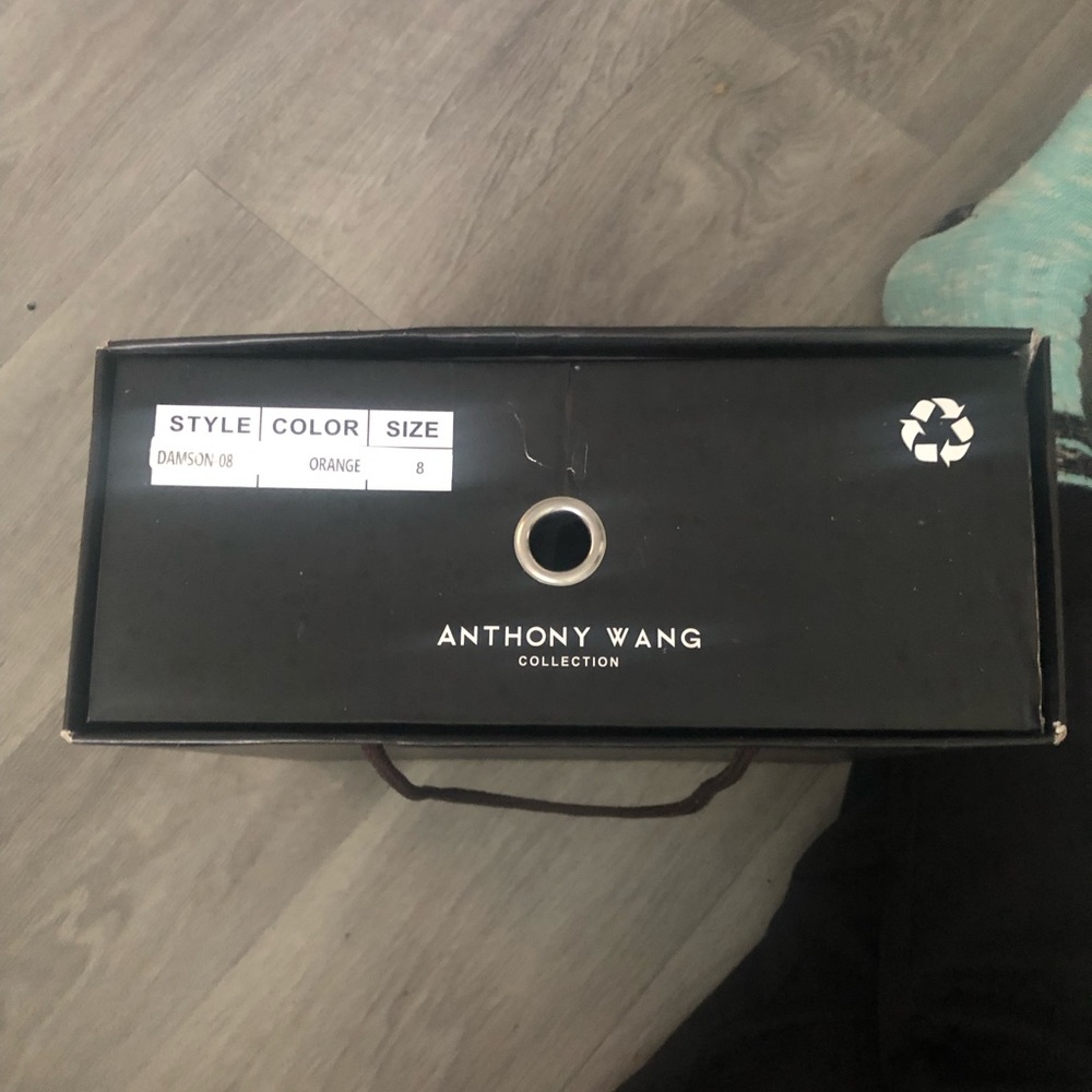 Size 8 Anthony Wang Collection